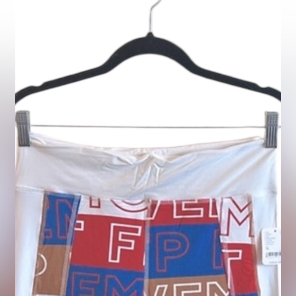 FP Movement Dawn To Dusk Leggings Size XL Red Blue White High Rise Stretchy - Picture 4 of 12
